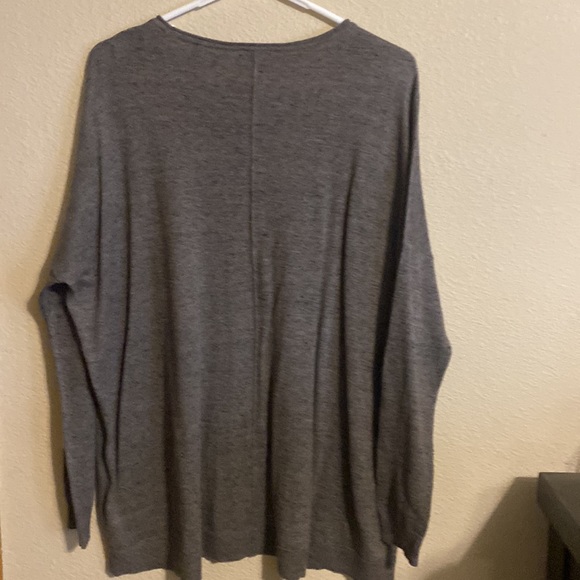 Cabi sweater size XS - Picture 3 of 3